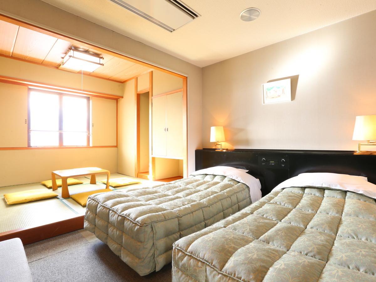 Hotel Silk Inn Madarao Iiyama Buitenkant foto